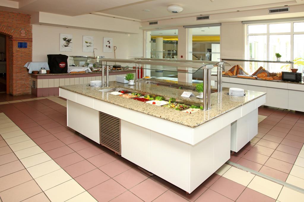 Arion Palace Hotel - Adults Only 依拉佩特拉 外观 照片