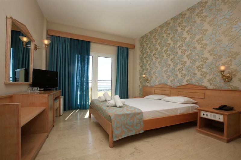 Arion Palace Hotel - Adults Only 依拉佩特拉 外观 照片